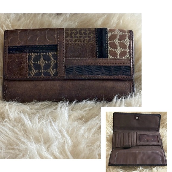 Fossil Brown Leather Trifold Wallet - Picture 1 of 5